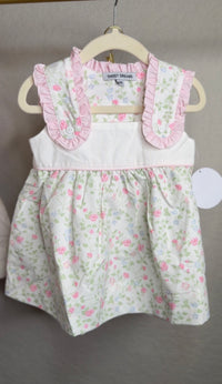 Pink ruffle trim floral bloomer set for baby