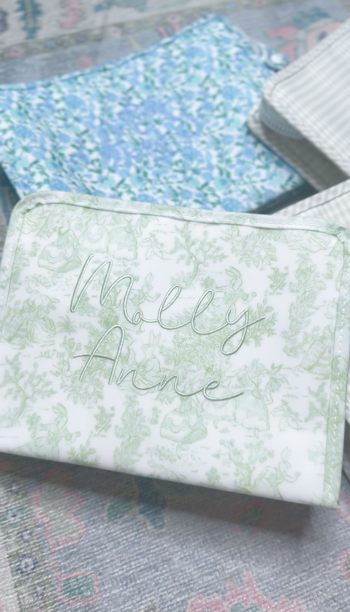 TRVLBUNNY TOILE GREEN ROADIE