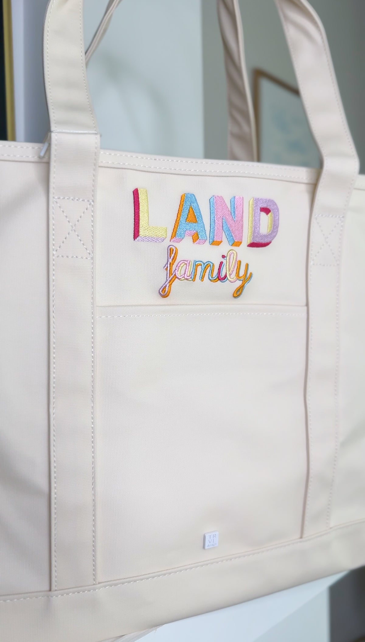 TRVL MAXI TOTE NATURAL COATED CANVAS