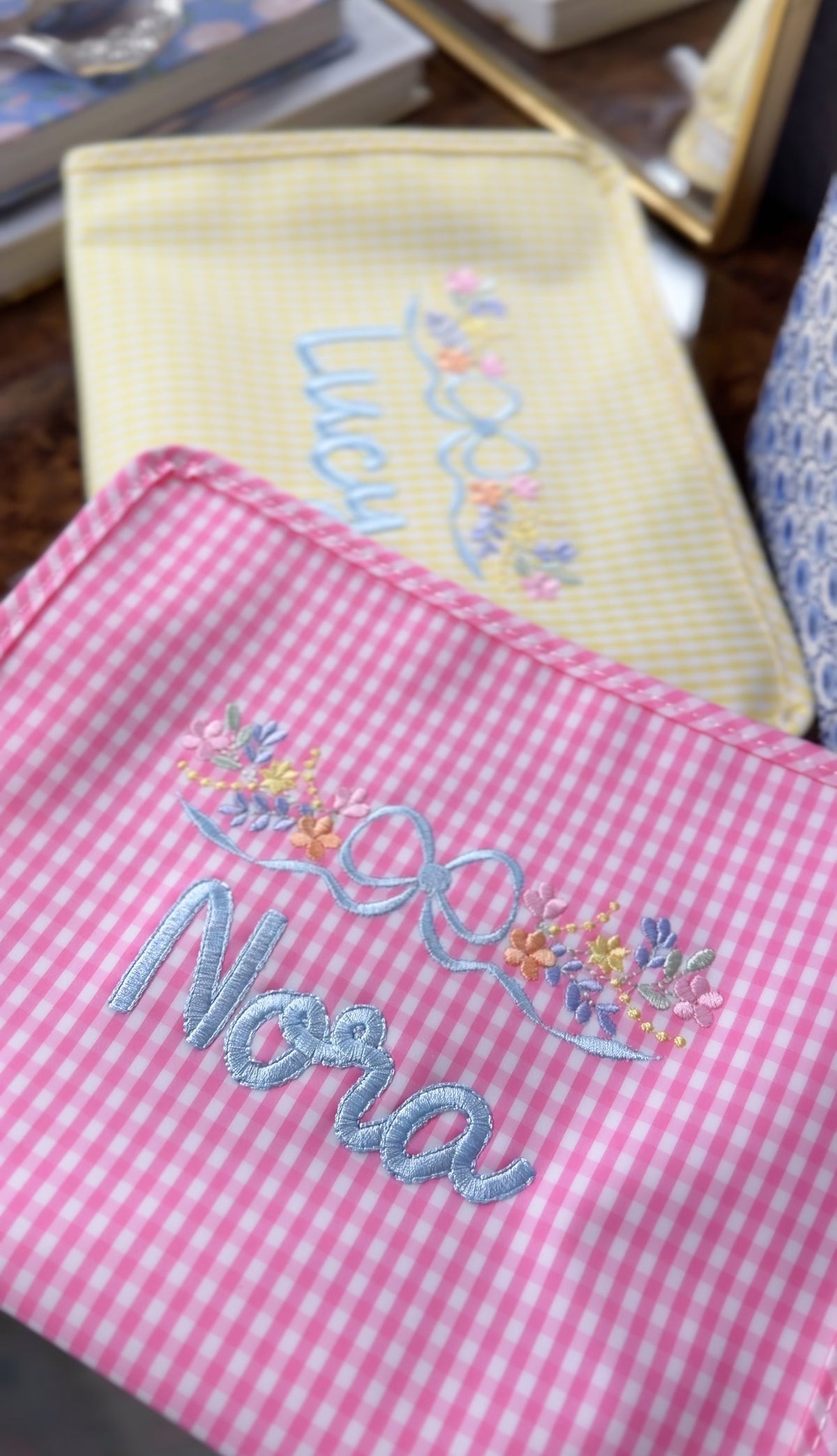 TRVL PINK GINGHAM ROADIE