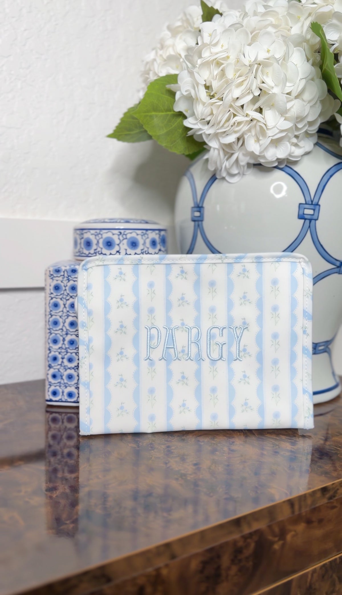 TRVL RIBBON FLORAL BLUE ROADIE